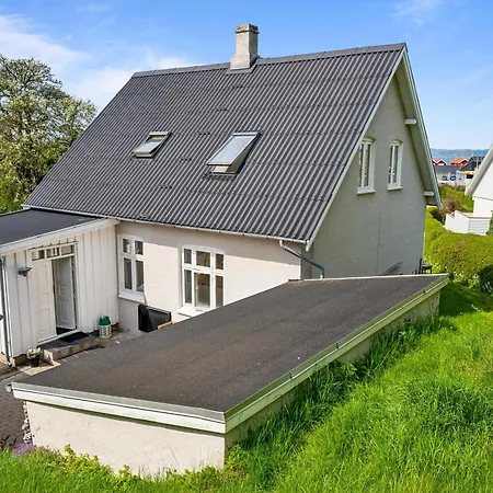 Amazing In With 4 Bedrooms And Wifi * Ebeltoft