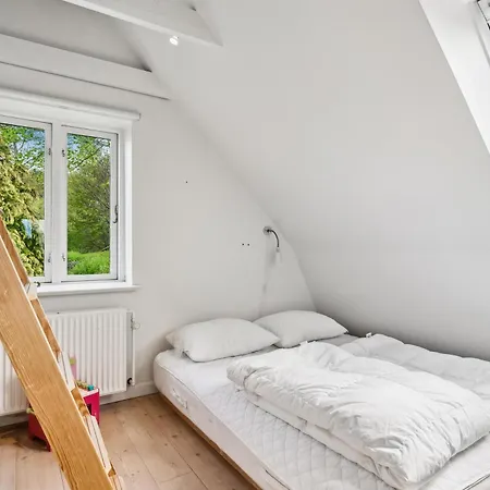 Amazing In With 4 Bedrooms And Wifi Ferienhaus