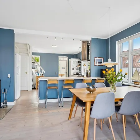Amazing In With 4 Bedrooms And Wifi * Ebeltoft